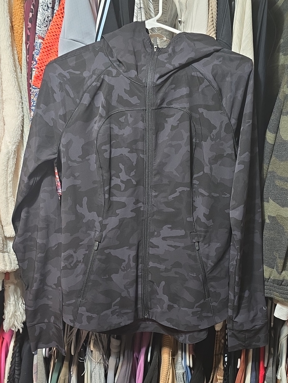 Brand New lululemon athletica Hooded Utility Jacket - Black/Gray Camo Never Worn